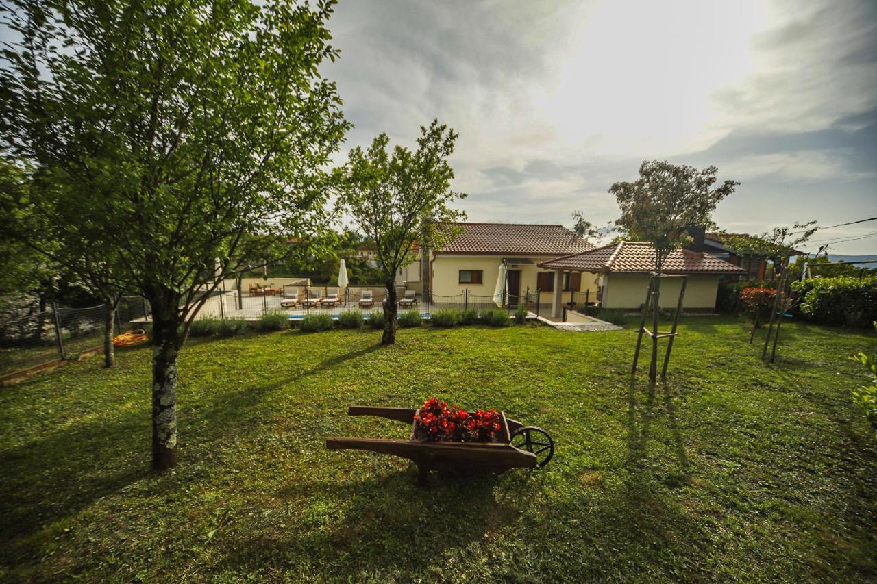Villa Casa Tilia Sapjane Exterior foto